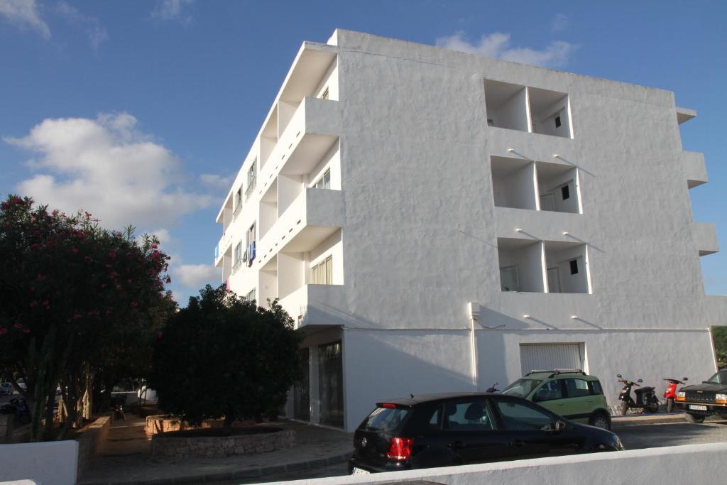Apartamentos Maria - Formentera Vacaciones Es Pujols Exterior photo